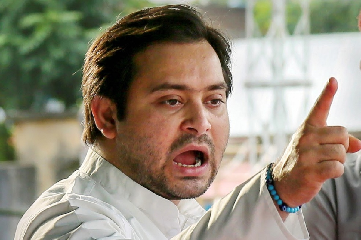 Deoghar: RJD senior leader Tejashwi Yadav addresses villagers on the first day of 'Sankalp Yatra' during a party level rally, ahead of Jharkhand assembly election 2019, in Deoghar district, Monday, Sept. 23, 2019. (PTI Photo)(PTI9_23_2019_000163B)