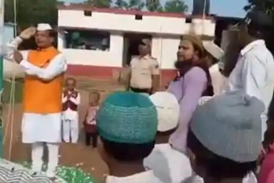 शिक्षणमंत्र्यांनाच येत नाही राष्ट्रगीत, काँग्रेस नेत्यानं VIDEO शेअर करून केली पोलखोल