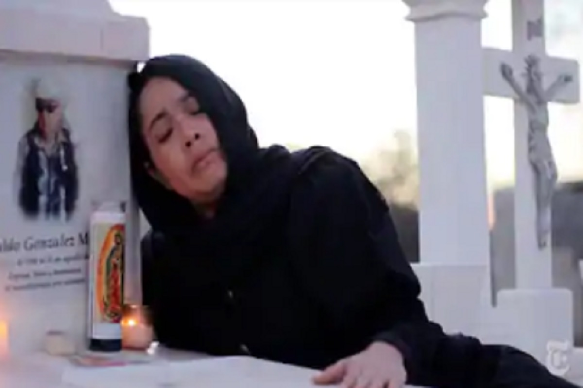 हे भलतच आहे! या देशात होते रडण्याची स्पर्धा; रडून-रडून स्पर्धकांची हालत खराब, पाहा VIDEO