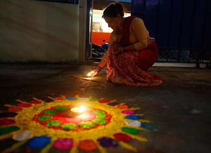 तसेच, यंदा दिवाळी पहाट कार्यक्रम आयोजन करू नये, करायचे असल्यास ऑनलाइन आणि सोशल मीडिया माध्यमातून कार्यक्रम करावे.