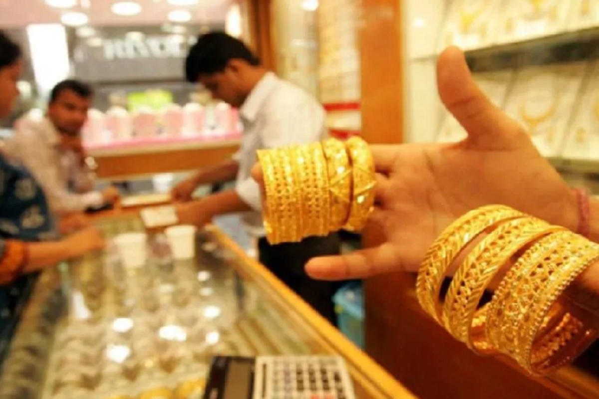 Gold Price Today: सोन्या-चांदीच्या किंमती वधारल्या; काय आहेत आजचे नवे दर