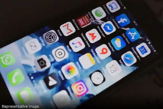 पठ्ठ्याने खरोखरच किडनी विकून आयफोन घेतला, आता अशी अवस्था झाली की...