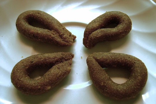 Diwali recipes : चकलीसोबत यंदा कडबोळीही बनवून पाहा; पारंपारिक ते झटपट रेसिपी VIDEO