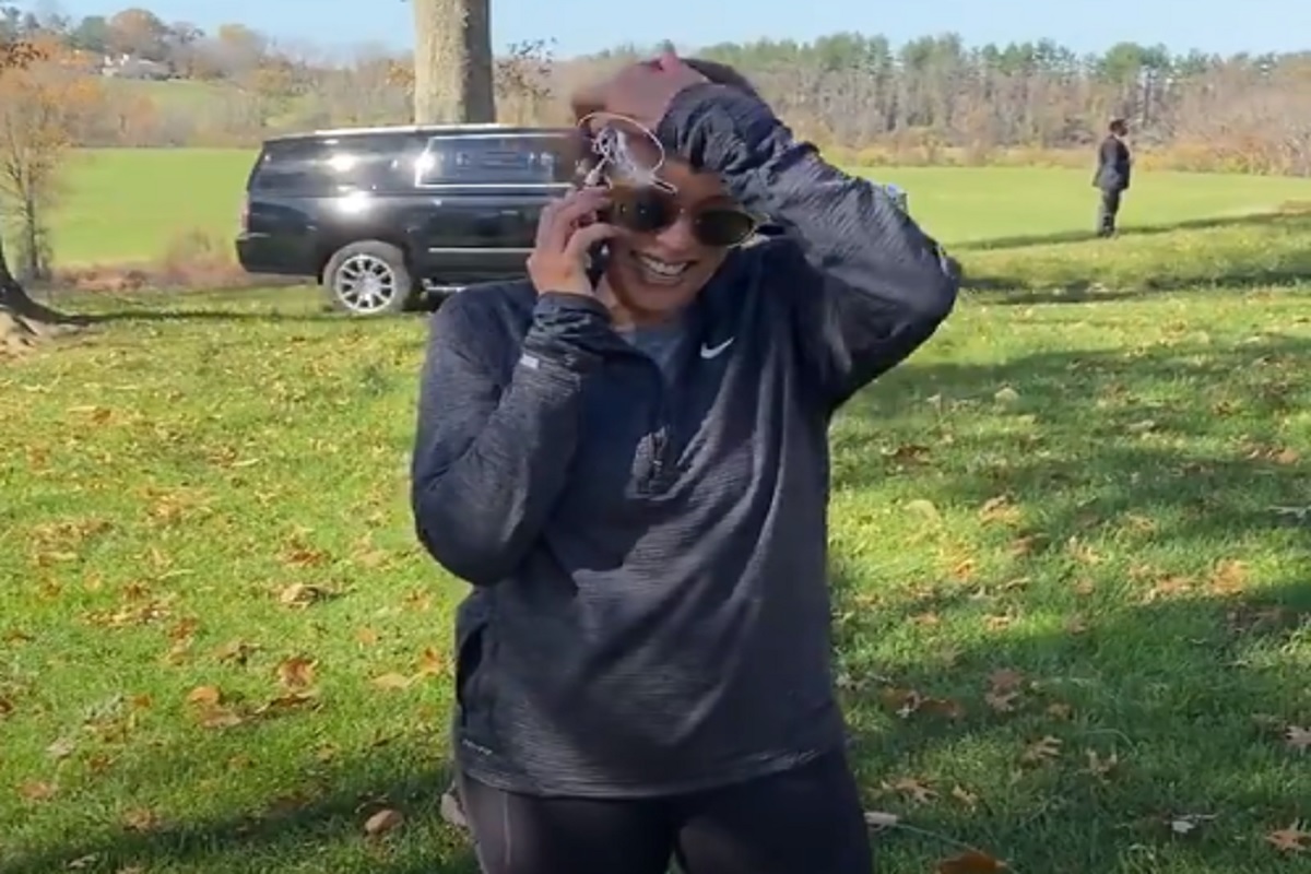 We did it Joe! कमला हॅरिस यांना आवरले नाहीत अश्रू अध्यक्षांना बातमी कशी दिली? पाहा VIDEO