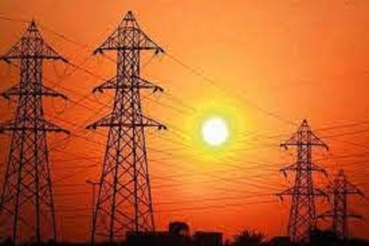 दिवाळी अंधारात जाणार? कोरोनाचं संकट असताना ‘बोनस’साठी वीज कर्मचाऱ्यांचा संपाचा इशारा