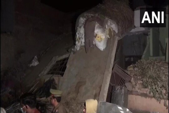 साखरझोपेत असतानाच झाला सिलेंडरचा भयंकर स्फोट, पत्त्याप्रमाणे अख्खी इमारत कोसळली