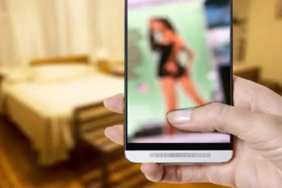 Sexual Wellness : हस्तमैथुन करताना पॉर्न पाहवं की नाही?