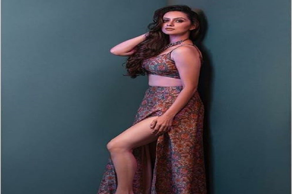 संत सखू, पेशवाई, जागो मोहन प्यारे या मालिकांमधून श्रृती झळकली आहे. सीरिअल्स सोबतच मॉडेलिंग विश्वातही श्रृतीने चांगलं नाव कमवलं आहे. संत सखू, पेशवाई, जागो मोहन प्यारे या मालिकांमधून श्रृती झळकली आहे. सीरिअल्स सोबतच मॉडेलिंग विश्वातही श्रृतीने चांगलं नाव कमवलं आहे.