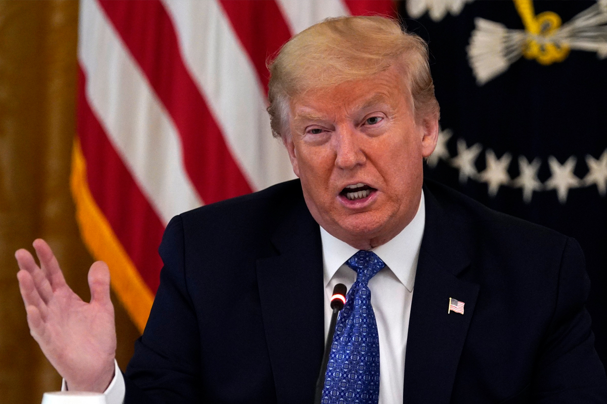 US Election 2020: इथं जो बायडन झाले राष्ट्राध्यक्ष, तिकडे ट्रम्प पाहा काय करत होते; VIDEO VIRAL