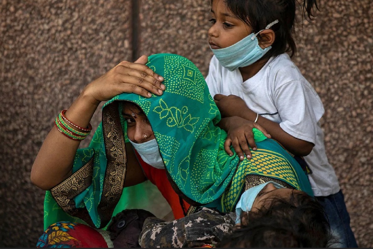 सर्व महिलांच्या खात्यामध्ये मोदी सरकार पाठवत आहे 1.24 लाख रुपये? वाचा काय आहे सत्यता