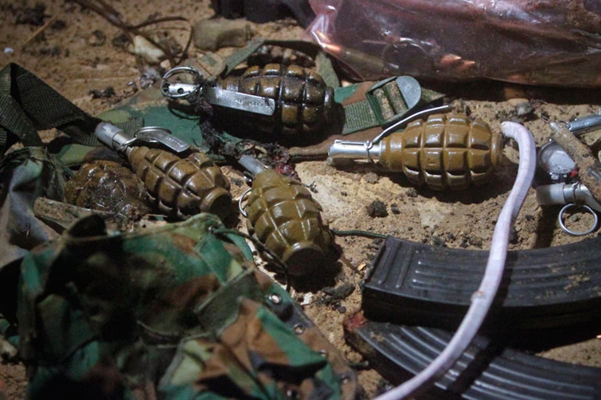 जम्मूतील कठुआमध्ये मंदिरावर ग्रेनेड हल्ला, दहशतवाद्यांचं लक्ष्य चुकल्याने मोठा अनर्थ टळला