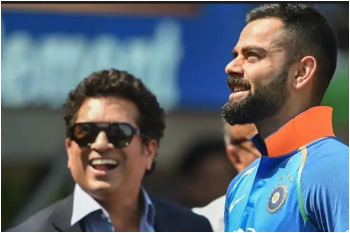 ऑस्ट्रेलियाविरुद्धच्या वनडे सीरिजमध्ये टीम इंडियाचा पराभव झाला आहे. आता कॅनबेरामध्ये होणाऱ्या तिसऱ्या आणि अखेरच्या वनडेमध्ये विराटची टीम व्हाईट वॉश टाळण्यासाठी मैदानात उतरत आहे. या सीरिजची पहिली वनडे टीमने 66 रनने आणि दुसरी वनडे 51 रनने गमावली. ऑस्ट्रेलियाविरुद्धच्या वनडे सीरिजमध्ये टीम इंडियाचा पराभव झाला आहे. आता कॅनबेरामध्ये होणाऱ्या तिसऱ्या आणि अखेरच्या वनडेमध्ये विराटची टीम व्हाईट वॉश टाळण्यासाठी मैदानात उतरत आहे. या सीरिजची पहिली वनडे टीमने 66 रनने आणि दुसरी वनडे 51 रनने गमावली.