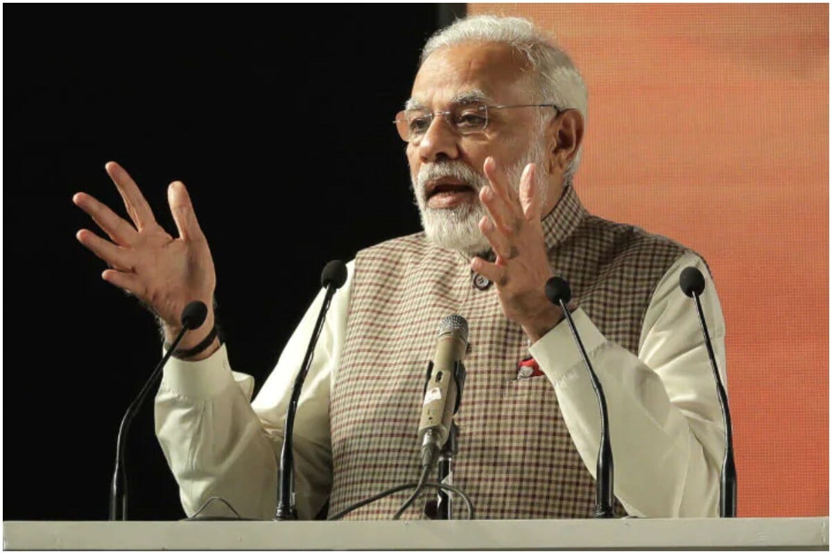 हे नियम गेल्यावर्षी संसदेत पारित झालेल्या वेज कोडचा भाग आहेत. पुढील फायनान्शिअल वर्षामध्ये पगाराची नवीन परिभाषा सुरू होणार आहे. या नवीन नियमात अलाउन्सची मर्यादा निश्चित आहे. हा एकूण सॅलरीच्या 50 टक्क्यापेक्षा जास्त नसेल हे नियम गेल्यावर्षी संसदेत पारित झालेल्या वेज कोडचा भाग आहेत. पुढील फायनान्शिअल वर्षामध्ये पगाराची नवीन परिभाषा सुरू होणार आहे. या नवीन नियमात अलाउन्सची मर्यादा निश्चित आहे. हा एकूण सॅलरीच्या 50 टक्क्यापेक्षा जास्त नसेल