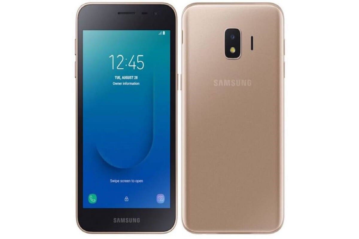 Samsung Galaxy J2 Core: सॅमसंग गॅलक्सी जे 2 कोअर हा गुगलचा Android One हा प्रोग्राम असलेला पहिला फोन आहे. या मोबाईलला 5 इंचाचा स्क्रिन असून 2600 mAhची बॅटरी आहे. या मोबाईलला 8 मेगाम रिअर कॅमेरा आणि 5 मेगापिक्सलचा फ्रंट कॅमेरा आहे. मोबाईलमध्ये 1 जीबी रॅम आणि 8 जीबी इंटरनेल मेमरी आहे. या फोनची किंमत 6190 रुपये आहे. Samsung Galaxy J2 Core: सॅमसंग गॅलक्सी जे 2 कोअर हा गुगलचा Android One हा प्रोग्राम असलेला पहिला फोन आहे. या मोबाईलला 5 इंचाचा स्क्रिन असून 2600 mAhची बॅटरी आहे. या मोबाईलला 8 मेगाम रिअर कॅमेरा आणि 5 मेगापिक्सलचा फ्रंट कॅमेरा आहे. मोबाईलमध्ये 1 जीबी रॅम आणि 8 जीबी इंटरनेल मेमरी आहे. या फोनची किंमत 6190 रुपये आहे.