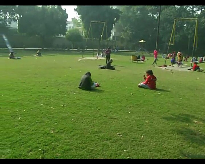 परंतु सध्या या पार्कची अवस्था खूपच दयनीय झाली असून याच्या डागडुजीची मागणी केली जात आहे. या पार्कची अवस्था अतिशय वाईट झाली असून याठिकाणी फिरण्यास आणि खेळण्यात लहान मुलांना देखील अडचण येत नाही. बागेच्या कम्पाउंडची आणि इतर वास्तूंची डागडुजी केल्यास याच्या सौंदर्यात आणखी भर पडणार आहे. परंतु सध्या या पार्कची अवस्था खूपच दयनीय झाली असून याच्या डागडुजीची मागणी केली जात आहे. या पार्कची अवस्था अतिशय वाईट झाली असून याठिकाणी फिरण्यास आणि खेळण्यात लहान मुलांना देखील अडचण येत नाही. बागेच्या कम्पाउंडची आणि इतर वास्तूंची डागडुजी केल्यास याच्या सौंदर्यात आणखी भर पडणार आहे.