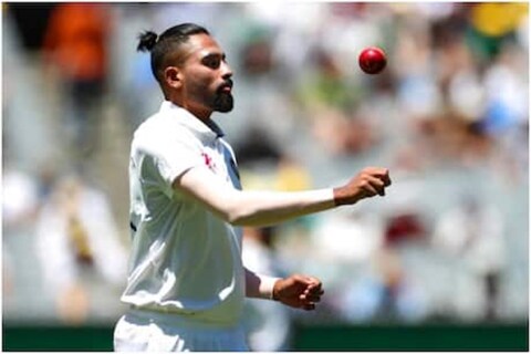 भारताच्या क्रिकेट टीममधील गोलंदाज मोहम्मद सिराजनं हैद्राबाद इथं एक खळबळजनक खुलासा केला आहे. 