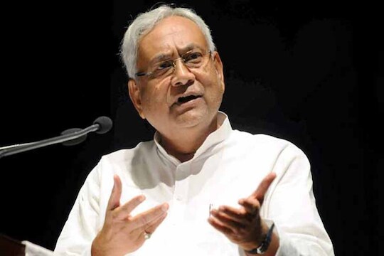 नितीश कुमारांना मोठा धक्का; जदयूचे 6 आमदार लागले भाजपच्या गळाला