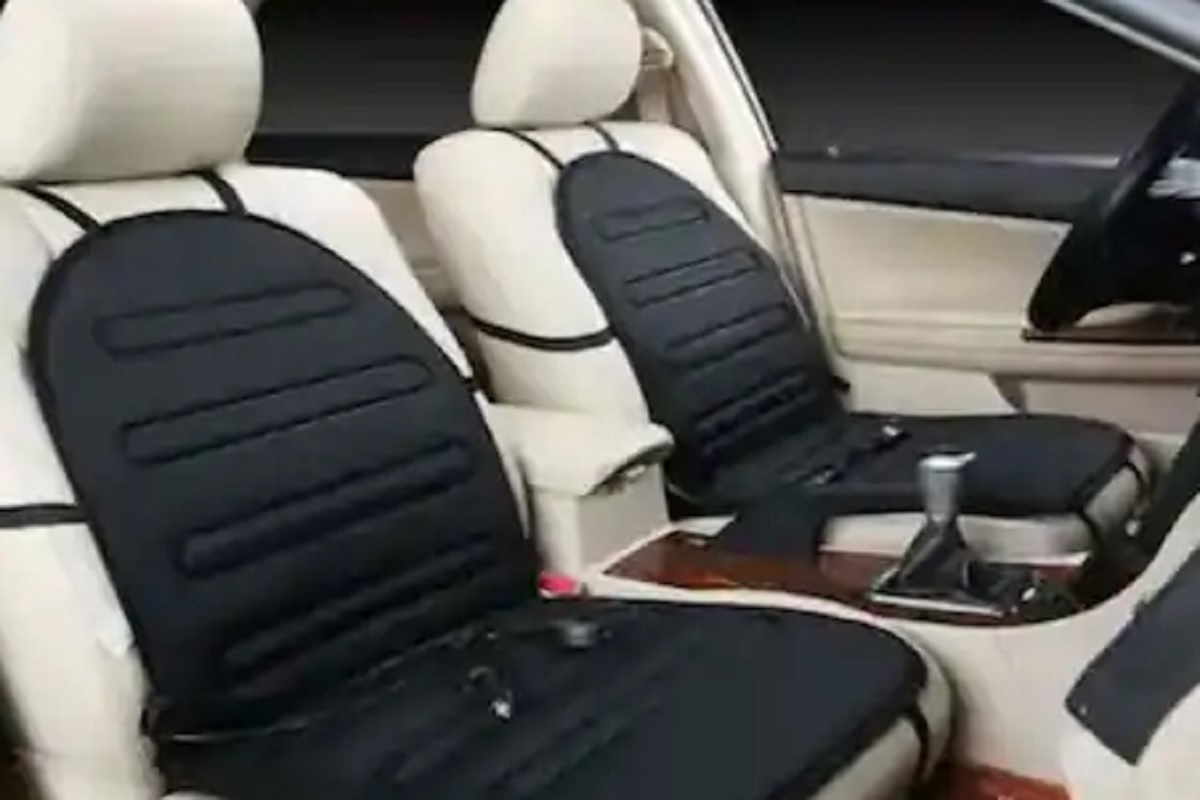 थंडीच्या दिवसांत लाँग ड्राईव्हला जाताय? हीटर सीट कुशन कव्हरने आरामदायी प्रवास करा, जाणून घ्या किंमत