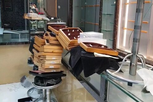 mangalam-jewellers-gold-worth-rs-7-crore mangalam-jewellers-gold-worth-rs-7-crore