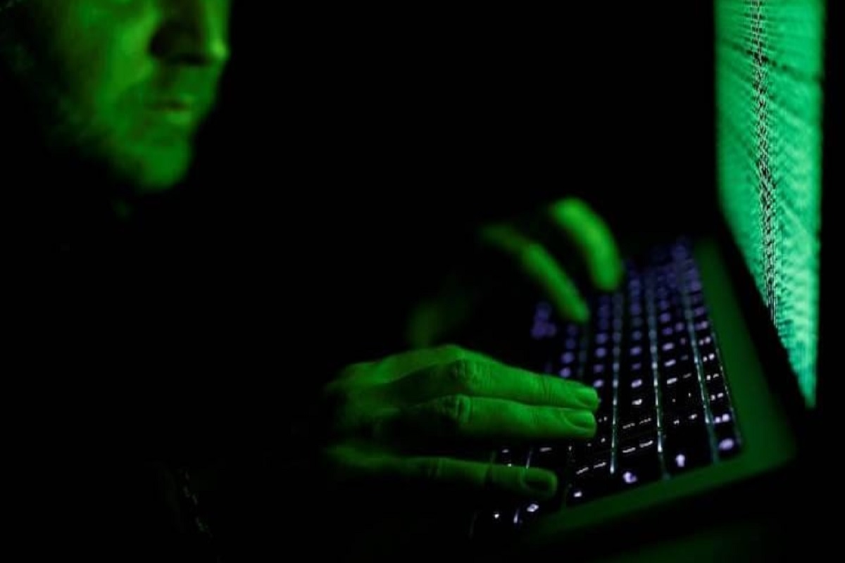 तुमच्या डेटावर हॅकर्सची नजर? या 7 पद्धतींनी डेटा ठेवा सुरक्षित