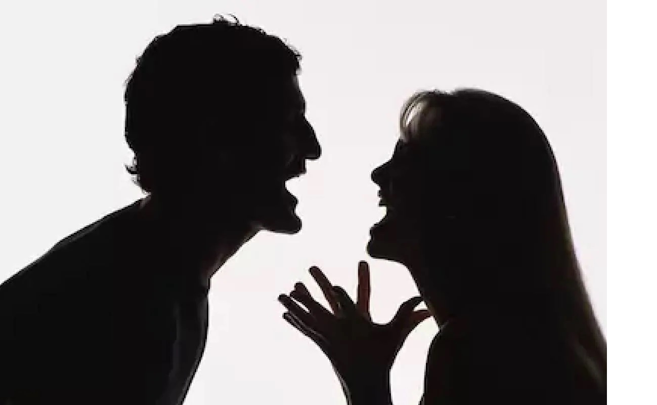 बायकोच्या हाती लागली एक चावी आणि एका क्षणात उलगडले नवऱ्याचे सर्व सिक्रेट्स