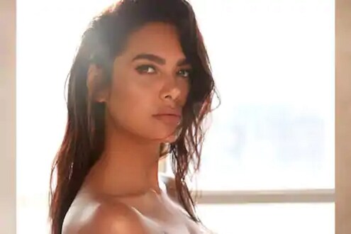 isha-gupta-hot-photo-viral-alert-shares-bathroom-selfie isha-gupta-hot-photo-viral-alert-shares-bathroom-selfie