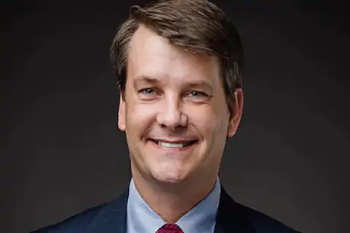 रविवारी घेणार होते शपथ; त्याआधीच नवनिर्वाचित खासदाराचा कोरोनानं घेतला जीव