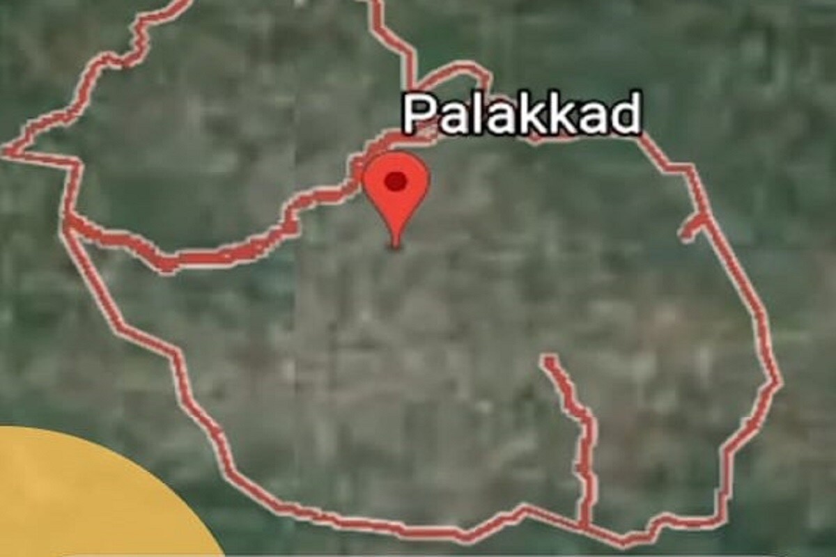 अनक्कारा (पलक्कड)च्या वाट्टेनाडू सेकंडरी शाळेतील आठव्या वर्गात शिकणाऱ्या अभयनं एक पेन सॅनिटायजर बनावलं आहे. अनक्कारा (पलक्कड)च्या वाट्टेनाडू सेकंडरी शाळेतील आठव्या वर्गात शिकणाऱ्या अभयनं एक पेन सॅनिटायजर बनावलं आहे.