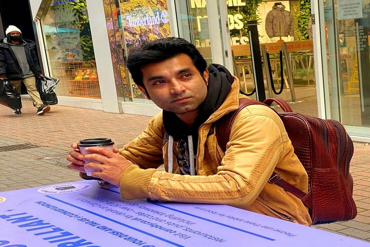 अरे देवा ! ...म्हणून संतोष जुवेकरला मायदेशापासून रहावं लागणार दूर