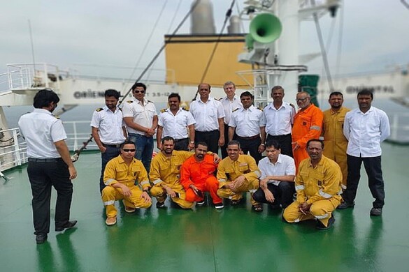 चीनच्या बंदरावर भयानक हाल सोसताहेत हे 39 भारतीय, गेले 6 महिने अडकून पडलेत