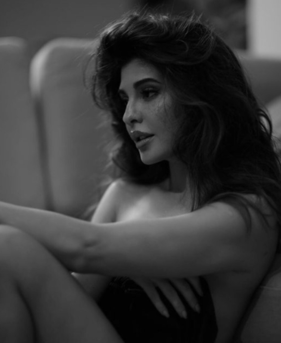 Jacqueline Fernandez, Jacqueline Fernandez childhood photo, Jacqueline Fernandez unseen childhood photo, Social Media, Viral Photo, News18, Network 18, Bollywood, बॉलीवुड, सोशल मीडिया वायरल फोटो, जैकलिन फर्नांडीस, न्यूज18 Jacqueline Fernandez, Jacqueline Fernandez childhood photo, Jacqueline Fernandez unseen childhood photo, Social Media, Viral Photo, News18, Network 18, Bollywood, बॉलीवुड, सोशल मीडिया वायरल फोटो, जैकलिन फर्नांडीस, न्यूज18
