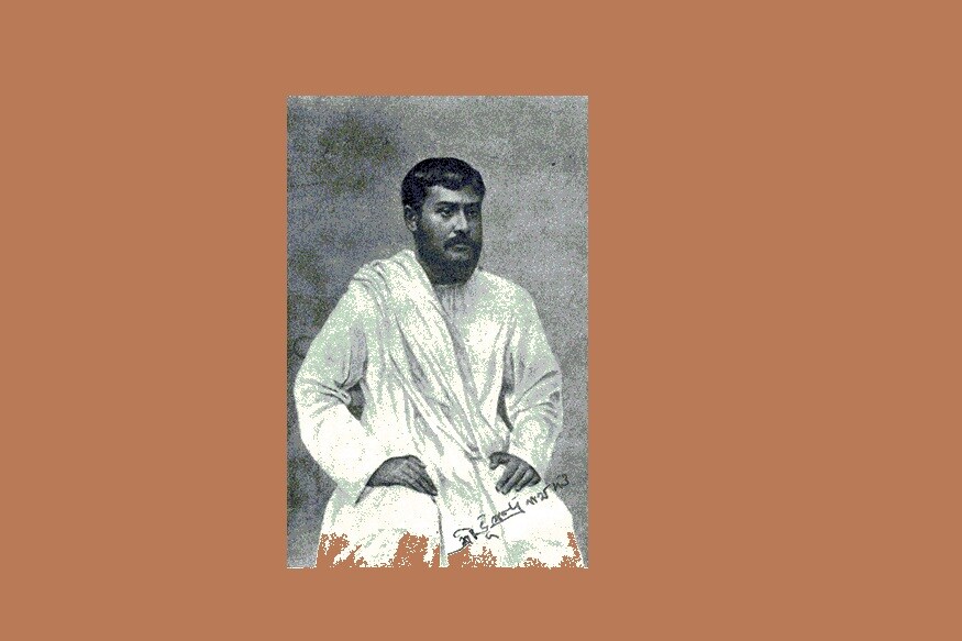 हा फोटो स्वामी विवेकानंद यांचे बंधू भूपेंद्र दत्त यांचा आहे. भूपेंद्र दत्त यांचा जन्म 4 सप्टेंबर 1880 मध्ये झाला. वयाच्या 81 व्या वर्षी 25 डिसेंबर 1961 मध्ये त्यांचा मृत्यू झाला. ते युगांतर पत्रिकेचे संपादक होते. क्रांतीकारकांची बाजू मांडणारे वृत्तपत्र म्हणून त्याची ओळख होती. 1907 मध्ये त्यांना इंग्रजांशी अटकही केली होती. एक वर्ष ते तुरुंगात होते. ते एक उत्तम लेखकही होते. भारतीय संस्कृती आणि समाज यावर त्यांनी अनेक पुस्तकेही लिहिली. आपले बंधू स्वामी विवेकानंद यांच्यावरही त्यांनी एक पुस्तक लिहिले होतं. हा फोटो स्वामी विवेकानंद यांचे बंधू भूपेंद्र दत्त यांचा आहे. भूपेंद्र दत्त यांचा जन्म 4 सप्टेंबर 1880 मध्ये झाला. वयाच्या 81 व्या वर्षी 25 डिसेंबर 1961 मध्ये त्यांचा मृत्यू झाला. ते युगांतर पत्रिकेचे संपादक होते. क्रांतीकारकांची बाजू मांडणारे वृत्तपत्र म्हणून त्याची ओळख होती. 1907 मध्ये त्यांना इंग्रजांशी अटकही केली होती. एक वर्ष ते तुरुंगात होते. ते एक उत्तम लेखकही होते. भारतीय संस्कृती आणि समाज यावर त्यांनी अनेक पुस्तकेही लिहिली. आपले बंधू स्वामी विवेकानंद यांच्यावरही त्यांनी एक पुस्तक लिहिले होतं.