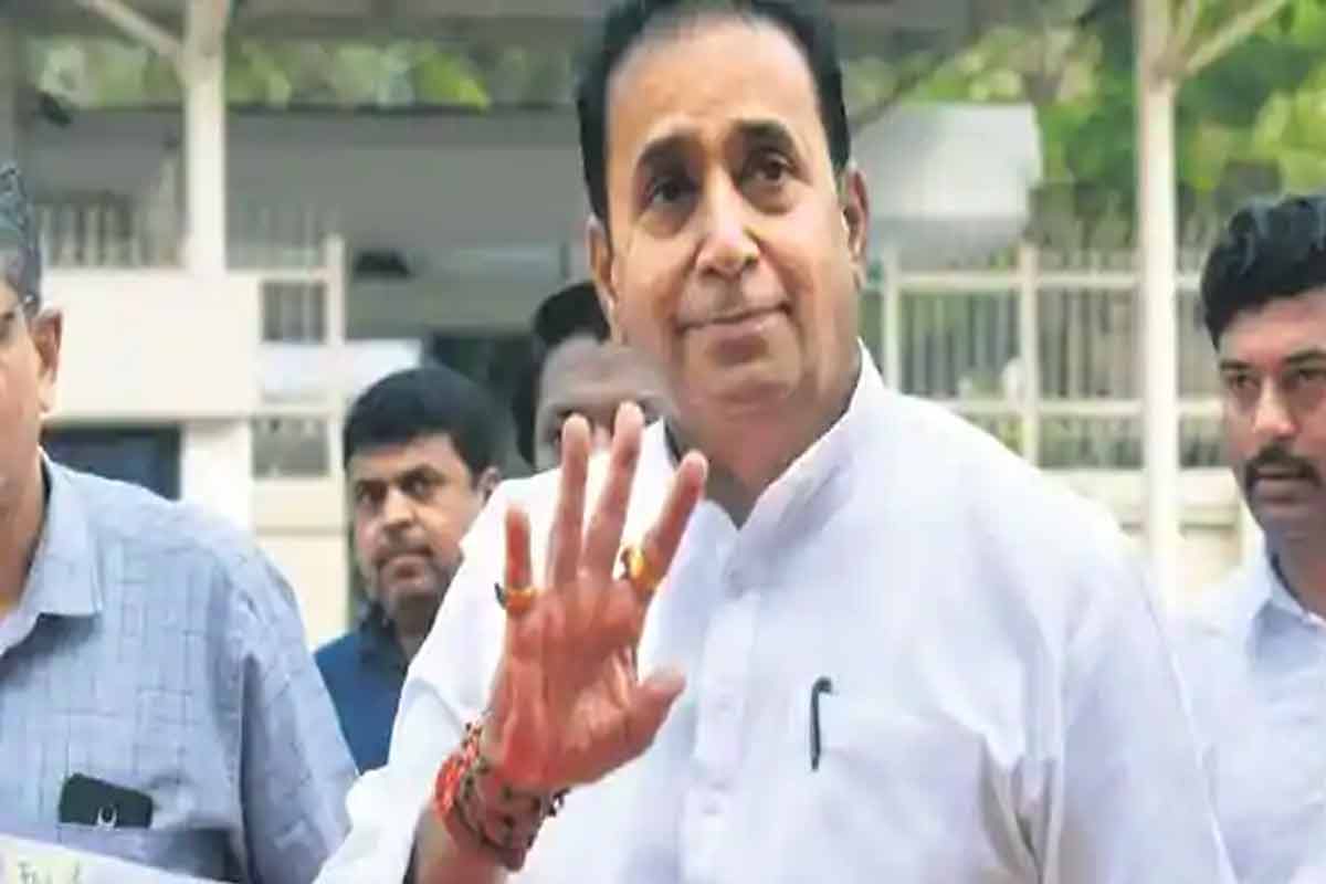 गृहमंत्री अनिल देशमुखांचं 'या' तालुक्यांत वर्चस्व, 17 पैकी 16 ग्रामपंचायतीवर राष्ट्रवादीचा झेंडा