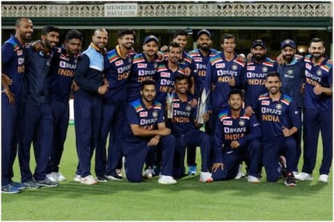 2021 मध्ये टीम इंडियाचं (Team India) अतिशय व्यस्त वेळापत्रक आहे. या वर्षात भारतीय टीम 14 टेस्ट, 16 वने-डे आणि 23 T20 मॅच खेळणार आहे. त्याचबरोबर IPL आणि T20 World Cup 2021 या दोन मोठ्या स्पर्धांंमध्येही भारतीय खेळाडू व्यस्त असतील. 