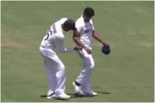 IND vs AUS: मयंक अग्रवालने दाखवली बॉल चमकवण्याची नवी पद्धत, VIDEO व्हायरल IND vs AUS: मयंक अग्रवालने दाखवली बॉल चमकवण्याची नवी पद्धत, VIDEO व्हायरल