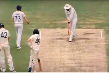 IND vs AUS: रोहित शर्माने केली स्टीव्ह स्मिथची नक्कल, VIDEO व्हायरल IND vs AUS: रोहित शर्माने केली स्टीव्ह स्मिथची नक्कल, VIDEO व्हायरल