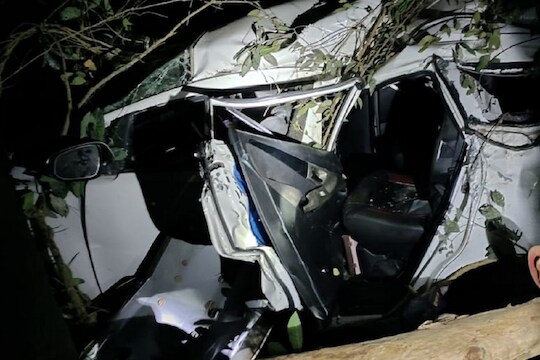 BREAKING: केंद्रीय मंत्री श्रीपाद नाईक यांच्या गाडीला जबरदस्त अपघात; पत्नी दगावली, मंत्र्यांवर उपचार सुरू