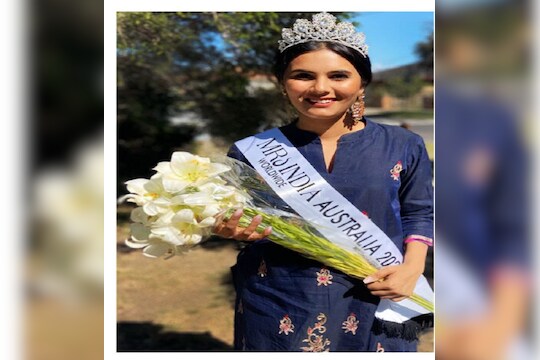 गावात वाढलेल्या या कन्येनं फडकवला सातासमुद्रापार झेंडा, मिळवला Mrs India Australia चा बहुमान!