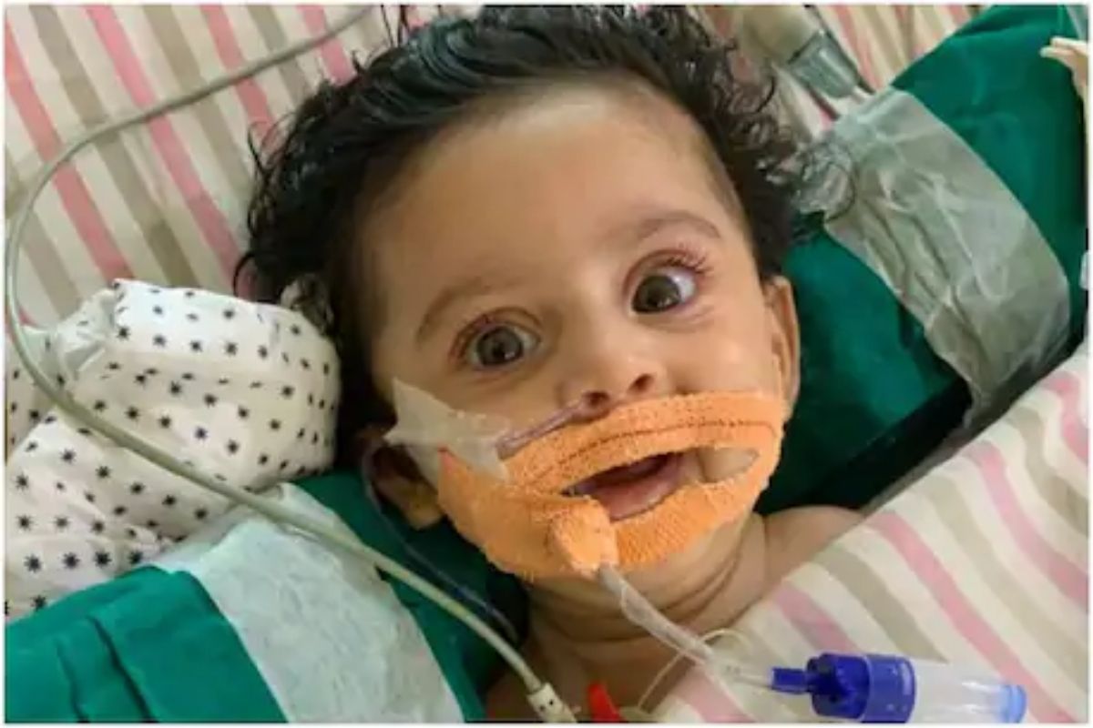 व्हेंटिलेटरवर मृत्यूशी लढतेय 5 महिन्यांची तीरा; 16 कोटींचं इंजेक्शन दिलं तरच वाचेल जीव
