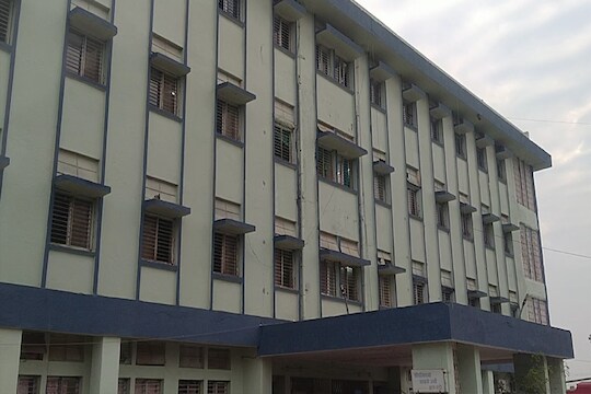 रात्रपाळीचे डॉक्टर कुठे होते? 10 नवजात बाळांचा बळी घेणाऱ्या रुग्णालयाबद्दल संशयास्पद सवाल