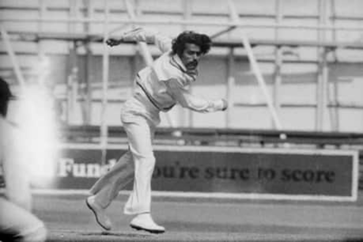 भारताचे दिग्गज स्पिनर चंद्रशेखर यांची तब्येत खालावली, हॉस्पिटलमध्ये दाखल!