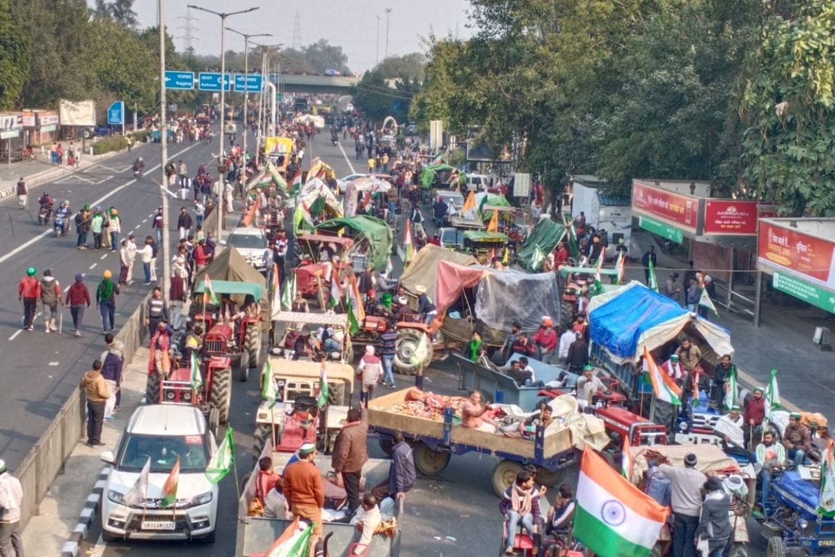 Kisan Tractor Rally : ट्रॅक्टर मोर्चातल्या हिंसेबद्दल 40 शेतकरी संघटनांचा खळबळजनक दावा