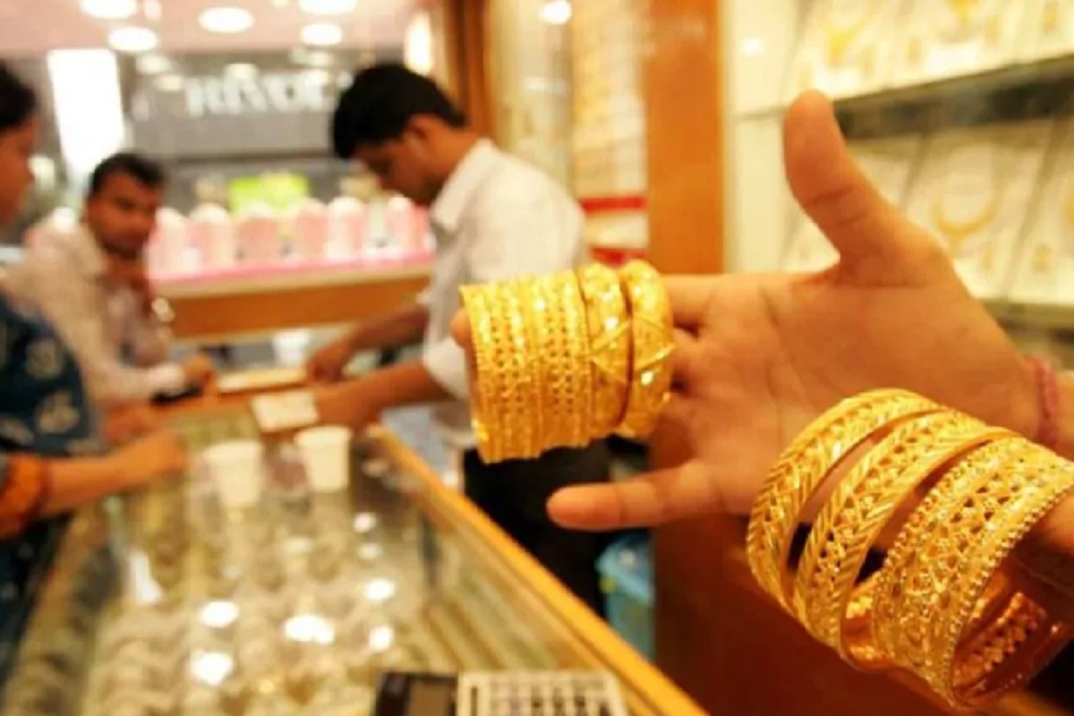 2 लाखांपर्यंत दागिने खरेदी करण्यासाठी लागणार KYC? अर्थ मंत्रालयाने दिली ही माहिती