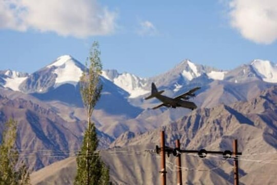 India - China Standoff : ‘पूर्णपणे माघार घ्या’, 11 तासांच्या चर्चेनंतर भारतानं चीनला ठणकावलं!