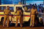 'कडक पावलं उचलण्याची वेळ येऊ देऊ नका' - मुंबई पोलीस आयुक्त