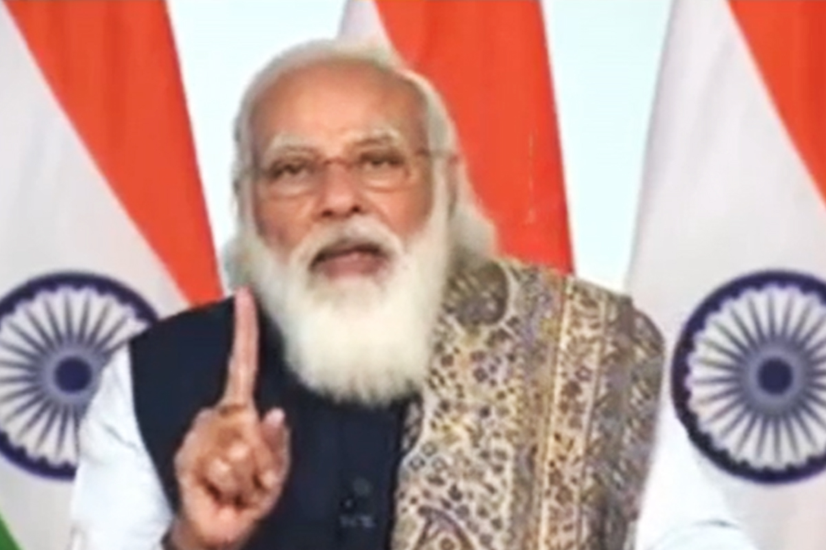 पेट्रोलच्या वाढत्या किंमतींमुळे सामान्य नागरिक चिंतेत, PM मोदींनी सांगितला दर कमी करण्याचा फॉर्म्यूला