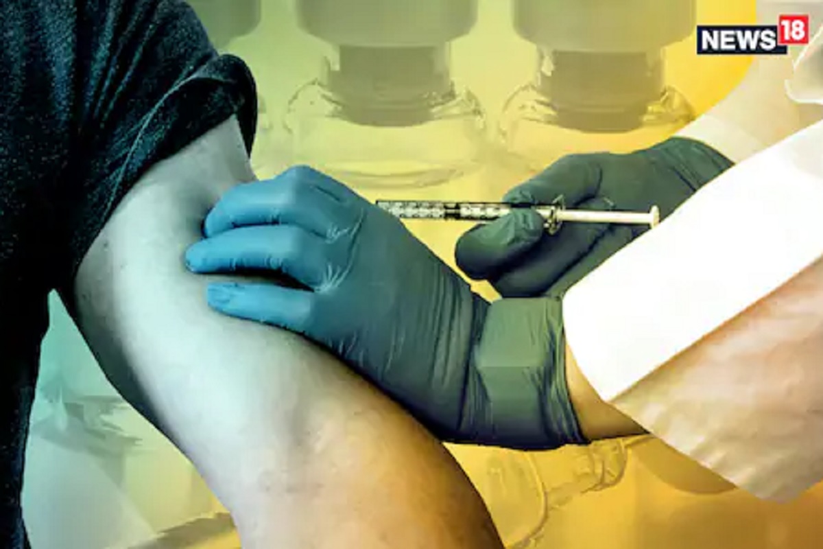 या तारखेपासून सरकारी आणि खासगी कार्यालयात मिळणार Corona Vaccine, वाचा सविस्तर