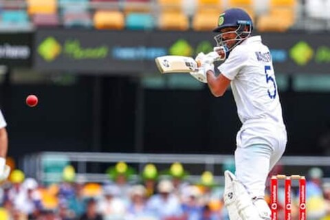 ऑस्ट्रेलियाविरुद्धच्या चौथ्या टेस्टमध्ये (India vs Australia) वॉशिंग्टन सुंदर (Washington Sundar) ने केलेल्या जिगरबाज खेळीचं सगळेच कौतुक करत आहेत.