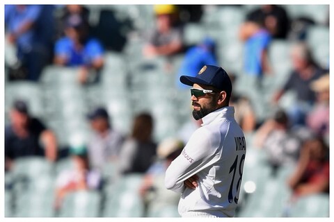 टीम इंडियाचा कर्णधार विराट कोहली (Virat Kohli) याने डिप्रेशन (Depression) बाबत खुलासा केला आहे. 2014 सालच्या इंग्लंड दौऱ्यात बॅटिंगमध्ये वारंवार अपयशी ठरत असल्यामुळे मी तणावात होतो. डिप्रेशनमुळे आपण जगात एकटे पडलो आहोत, असं वाटत होतं, असं विराट कोहली म्हणाला आहे. 