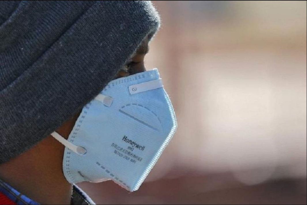 भारतातल्या नागरिकांना विनामास्क फिरताना बघायचंय, विम्बल्डन बघितल्यानंतर मुंबई उच्च न्यायालयानं व्यक्त केली आशा